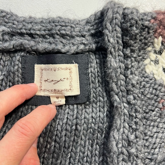 Kenji Knitted Wool Sweatervest - Picture 2 of 6